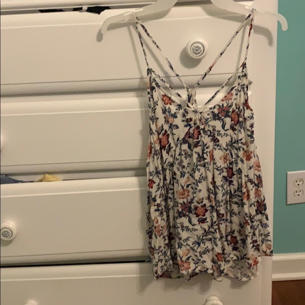 Cute summer top.